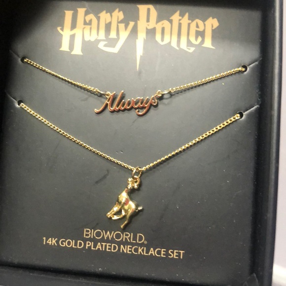 Harry Potter bioworld gold plated necklace - Picture 2 of 2
